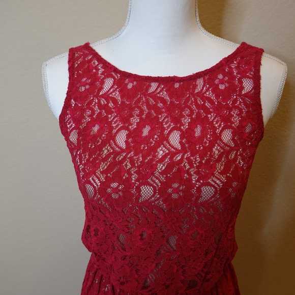 Bloomingdale's Aqua Scarlet Lace Sleeveless Dress - Picture 2 of 5